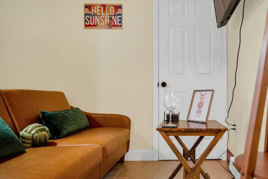 Golden Gem In Heart Of East Rock Quiet 3Br Near Dt And Yale Apartment Ню Хейвън Екстериор снимка