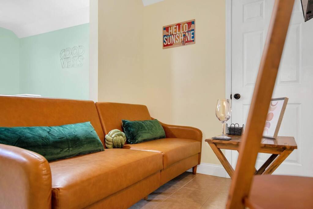 Golden Gem In Heart Of East Rock Quiet 3Br Near Dt And Yale Apartment Ню Хейвън Екстериор снимка